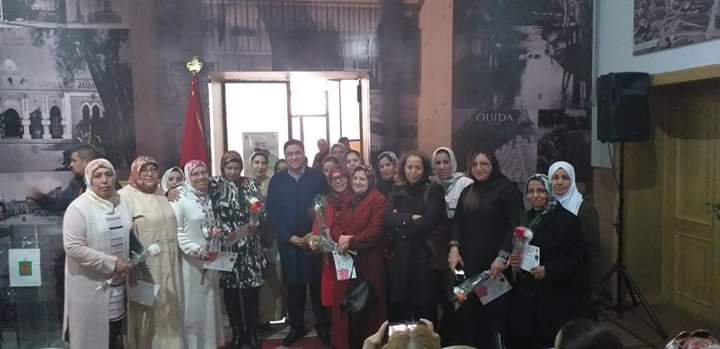 Photo of جماعة وجدة تحتفي بالموظفات والمستشارات بمناسبة عيد المرأة