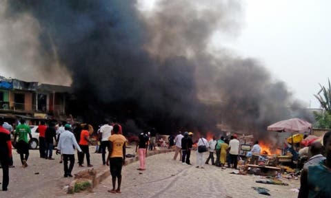 12 قتيلا في انفجار صهريج وقود بنجيريا