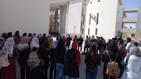 خريبكة : سلوكاتُ أستاذ تُثير احتجاج طلبة الدراسات العربية