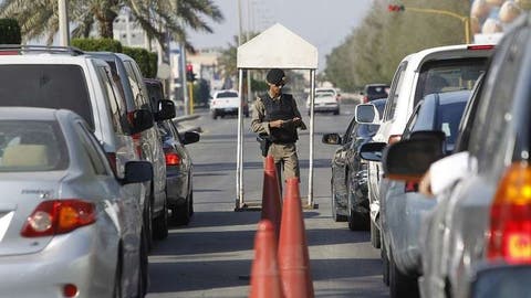 مقتل شخصين بهجوم بالقنابل على نقطة أمنية شرقي السعودية