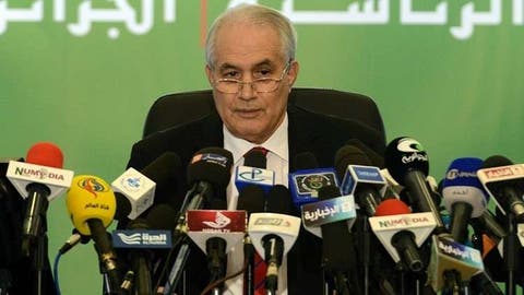 الجزائر .. استقالة رئيس المجلس الدستوري الطيب بلعيز