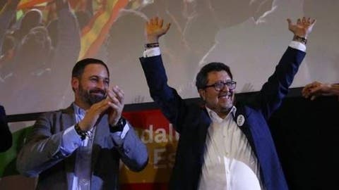 فوز 5 قادة كاتالونيين معتقلين بانتخابات البرلمان الإسباني