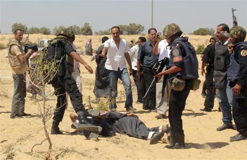 مصر :  مقتل 17 “إرهابيا” في مداهمتين بشمال سيناء وقرب القاهرة