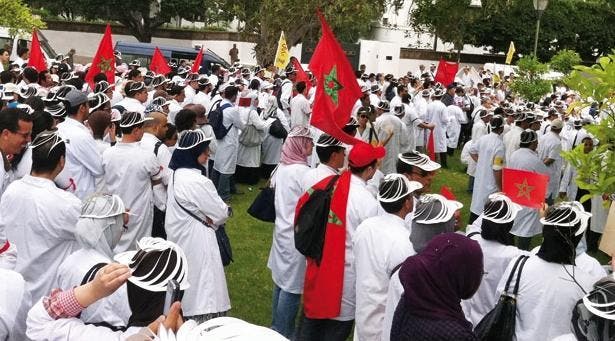 Photo of بعد الأطباء.. الممرضون يصعدون ضد وزارة الدكالي