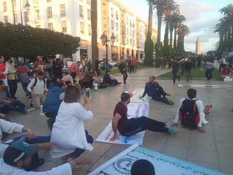 تفريق وقفة احتجاجية امام البرلمان والعثماني : رددنا على الاحتجاجات بالحوار والتنمية !!!