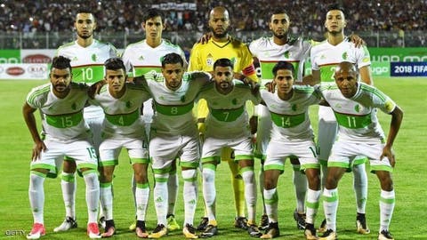 فيديو “فاضح” يطيح نجم منتخب الجزائر
