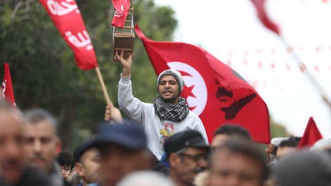 عمدة باريس السابق: لا أشعر بالخوف في تونس.. وشعبها شجاع
