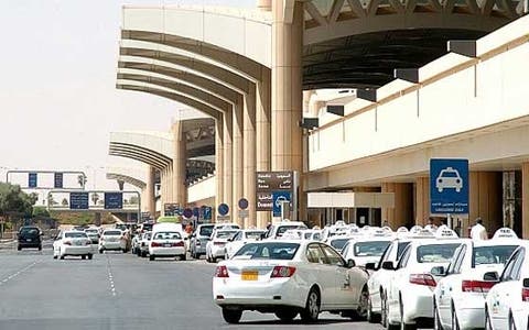 قتيل وجرحى في هجوم للحوثيين على مطار سعودي