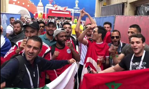جماهير المغرب و الجزائر يتوحدون بالقاهرة لتشجيع المنتخبين معا