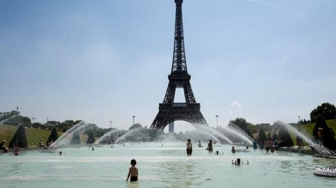 موجة حر في فرنسا تخلف ثلاث وفيات جديدة
