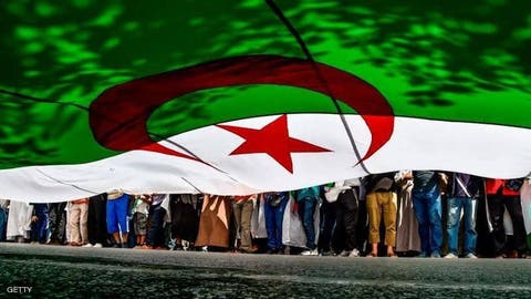 الجزائر.. الرئاسة تتواصل مع شخصيات لإدارة الحوار الوطني