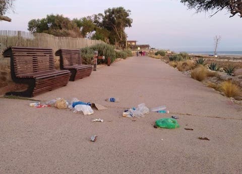 أكادير : مصطافون لا يحترمون نظافة الشواطئ ” تغازوت باي”