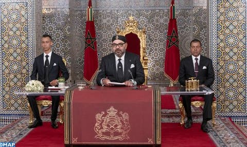 الملك : الذين يرفضون انفتاح بعض القطاعات لا يفكرون في المغاربة وإنما يخافون على مصالحهم