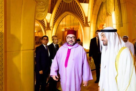 عبر اتصال هاتفي .. الملك وحاكم أبو ظبي يبحثان تنمية العلاقات المغربية الإماراتية