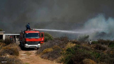 اليونان.. احتواء حريق هائل قرب العاصمة