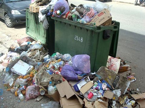 عمدة أكادير: فليسقط مفتشو القمامة، والفايسبوكيون يردون بشدة