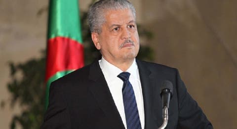 استجواب رئيس الحكومة الجزائرية السابق في قضايا فساد