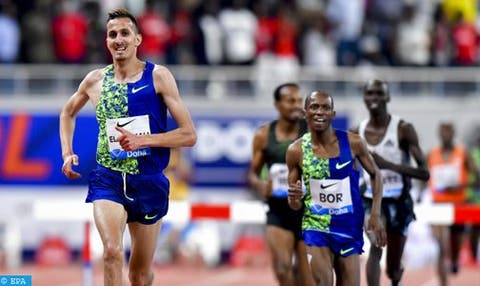 العداء المغربي سفيان البقالي يحرز الميدالية البرونزية لسباق 3000م موانع بالرباط