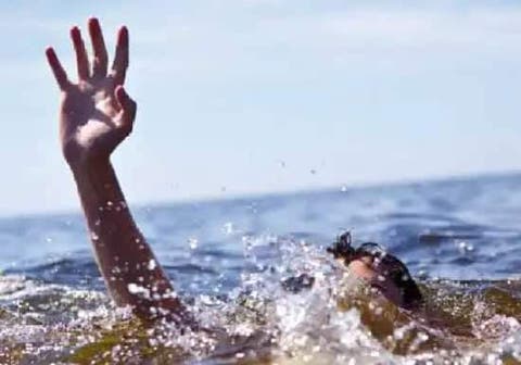 أكادير : شاطئ إمسوان يبتلع شاب والبحث جاري عن المفقود