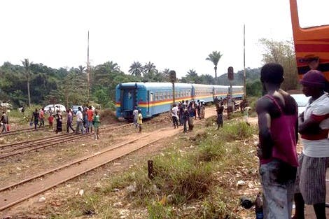 الكونغو الديموقراطية.. 50 قتيلا على الأقل في حادث انحراف قطار