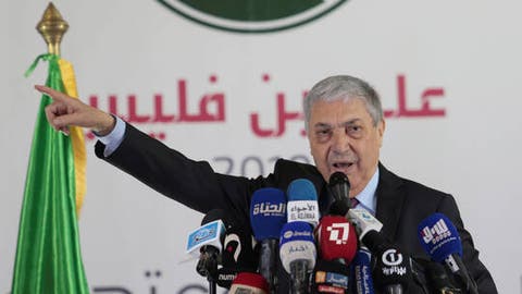 بن فليس: الشعب الجزائري سيكون بالمرصاد لجذور العصابة المتبقية