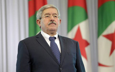 القضاء الجزائري يواجه رئيس الوزراء الأسبق أويحيى بـ“صفقات مشبوهة“
