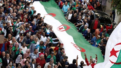 الجزائر.. تأجيل محاكمة رموز نظام بوتفليقة