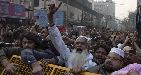 ارتفاع قتلى احتجاجات الهند على قانون “تمييزي” بحق المسلمين