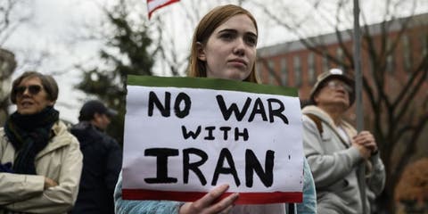 استطلاع: %65 من الأمريكيين لا يؤيدون سياسة ترامب تجاه إيران