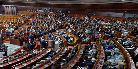 البرلمان المغربي يصوت بالإجماع على ترسيم الحدود البحرية