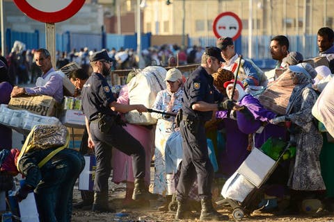 مدير الجمارك المغربية :قرار منع التهريب نهائي ، والمعابر ستصبح “كالمطارات”
