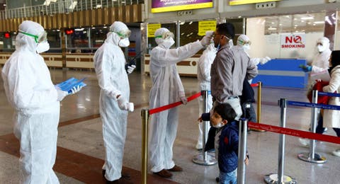 إيران تعلن ارتفاع الوفيات بفيروس “كورونا” إلى 194 بعد وفاة 49 حالة جديدة
