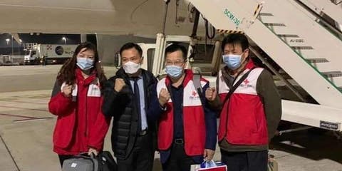للسيطرة على فيروس كورونا .. الصين ترسل فريقًا طبيًا إلى إيطاليا