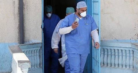 الجزائر تسجل 15 حالة وفاة و139 حالة إصابة مؤكدة بفيروس كورونا
