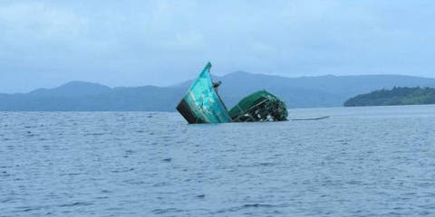 وفاة بحري وإصابة آخر إثر انقلاب قارب صيد تقليدي بالجرف الأصفر