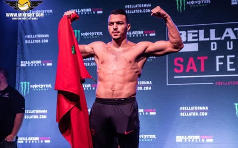 إلياس بولعيد …بطل مغربي يطمح لرفع العلم الوطني برياضة ال«MMA»