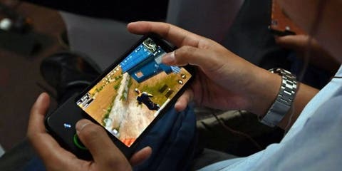 الحجر الصحي يضاعف إدمان المغاربة مع تطبيقات ألعاب العنف بالهواتف