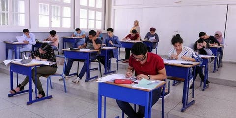لتأمين سلامتهم.. وزارة التعليم  تٌخصص 560 ألف قناع واقي للمترشحين