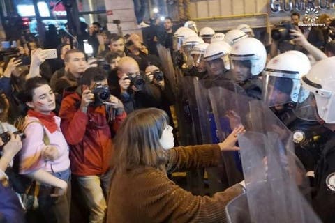 بعد مقتل 146 امرأة في 2020.. نساء يحتجن في تركيا دفاعا عن معاهدة اسطنبول