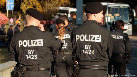 مدينة ألمانية تعاقب 50 شرطيا وشرطية لخرقهم قواعد “كورونا”