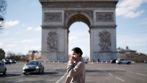 فرنسا تمدد حظر التجمعات العامة حتى 30 أكتوبر القادم