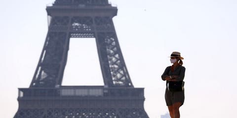 كورونا .. فرنسا تفرض قيودا جديدة في باريس و11 مدينة أخرى