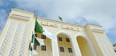 الجزائر… حكم قضائي بسجن وزيرين سابقين