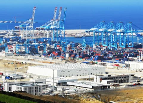 ميناء طنجة المتوسط يحتل المرتبة 35 عالميا في معالجة الحاويات