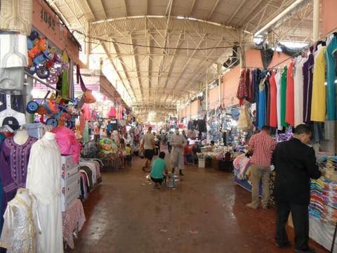 أكادير : مطالب للوالي “حجي” بمراجعة توقيت إغلاق “سوق الأحد”