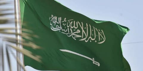 السعودية تمدد حظر الرحلات الجوية ودخول المملكة لمدة أسبوع