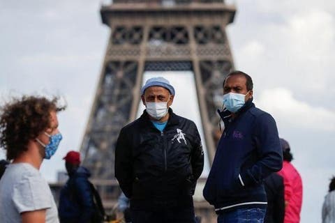 وزير الصحة الفرنسي: قد نلجأ إلى الحجر الصحي الشامل لاحتواء الفيروس