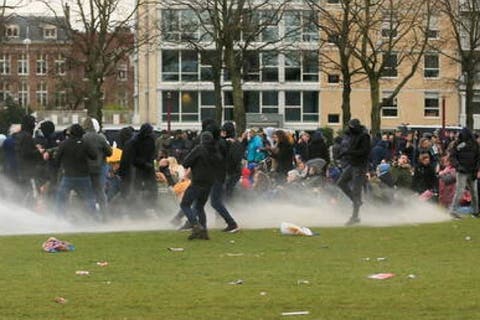 هولندا.. تجدد الاشتباكات والشرطة تعتقل أكثر من 150 شخصا