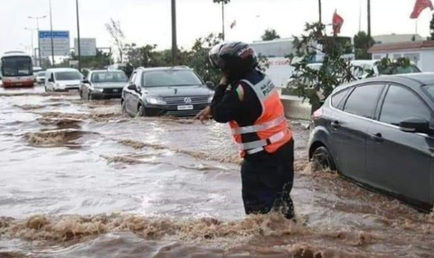 لجنة برلمانية تحل بمقر شركة “ليديك لتحديد مسؤوليات فيضانات البيضاء