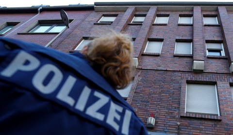 اتهام سيدة ألمانية بالتورط في 10 آلاف جريمة قتل